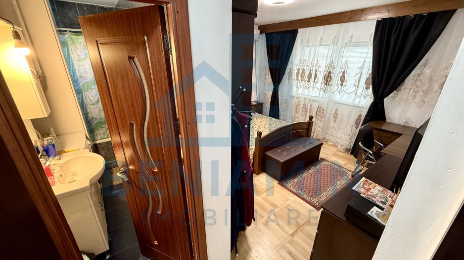 4 camere decomandat 99mp centrala mobilat Craiovita Promenada - Poză 6