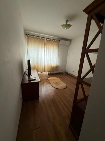 Apartament în vila Rond Alba Iulia/Decebal - Poză 2