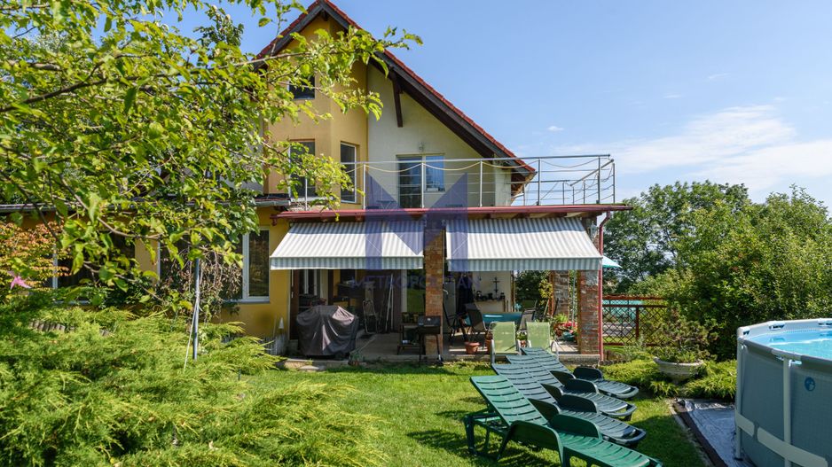 Casa cu salcie — refugiul tău boem cu panoramă spre Cluj, la 15 minute de oraș - Poză 4