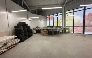 Spatii comerciale de inchiriat in PIATA DELFINULUI - Poză 11