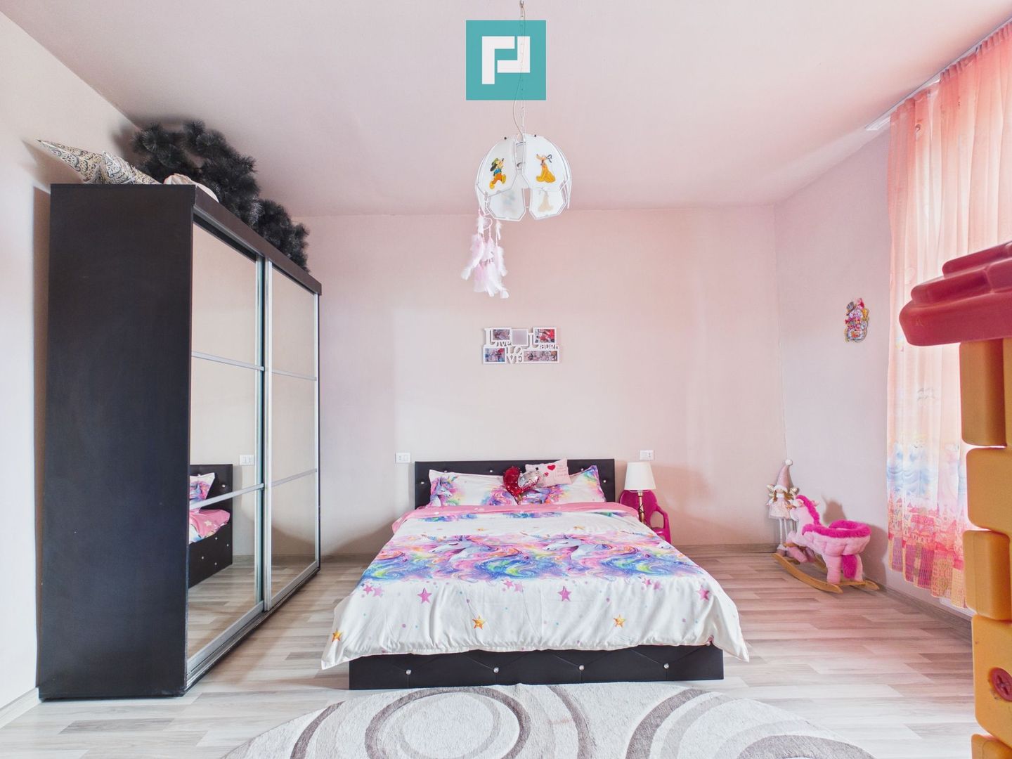 Casă individuală 3 camere,teren de 1500Mp Bătania - Poză 5