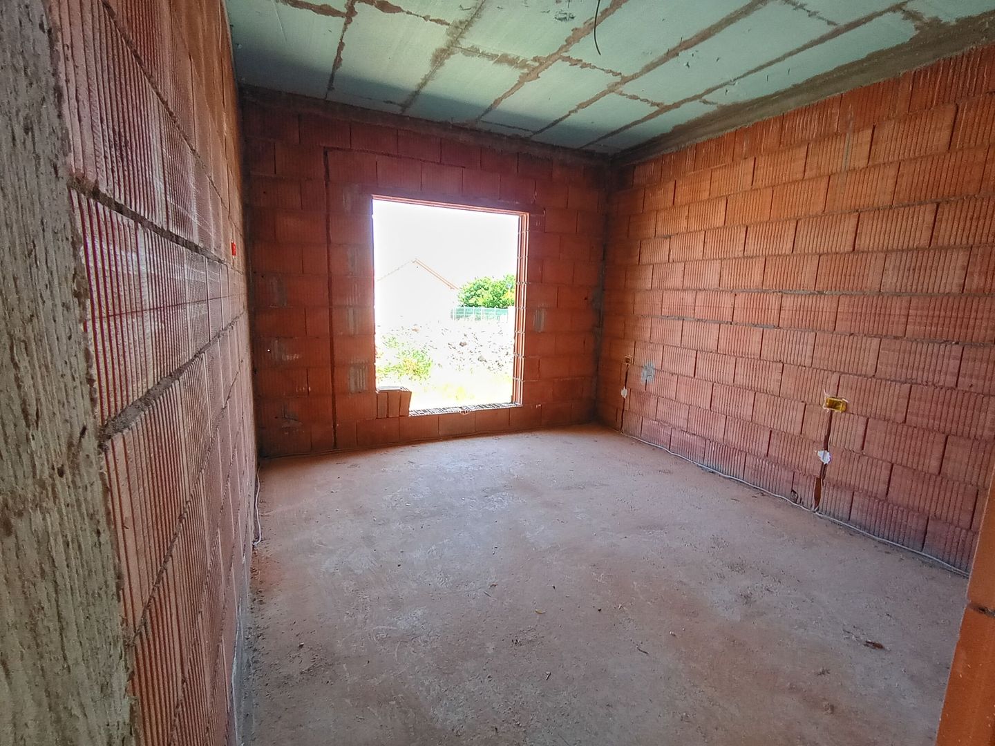 Sanandrei, Duplex pe Parter, 3 dormitoare, 2 Bai, Pozitie excelenta - Poză 12