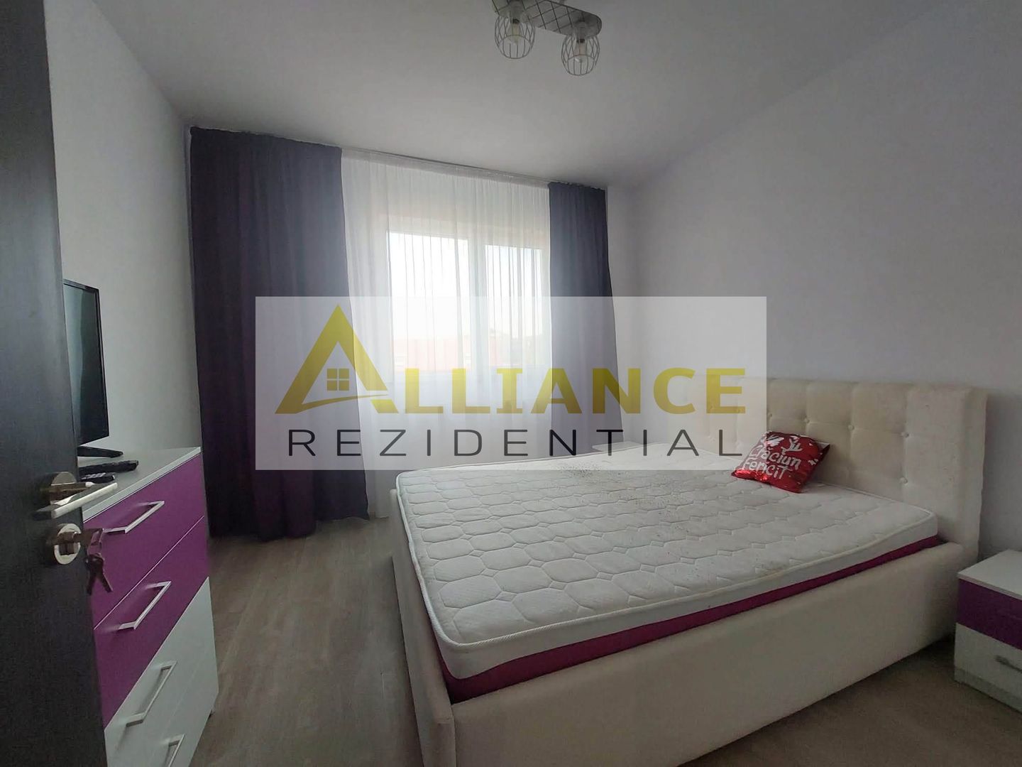 Apartament 2camere /Mobilat și Utilat/Metrou 1Decembrie -15min - Poză 5