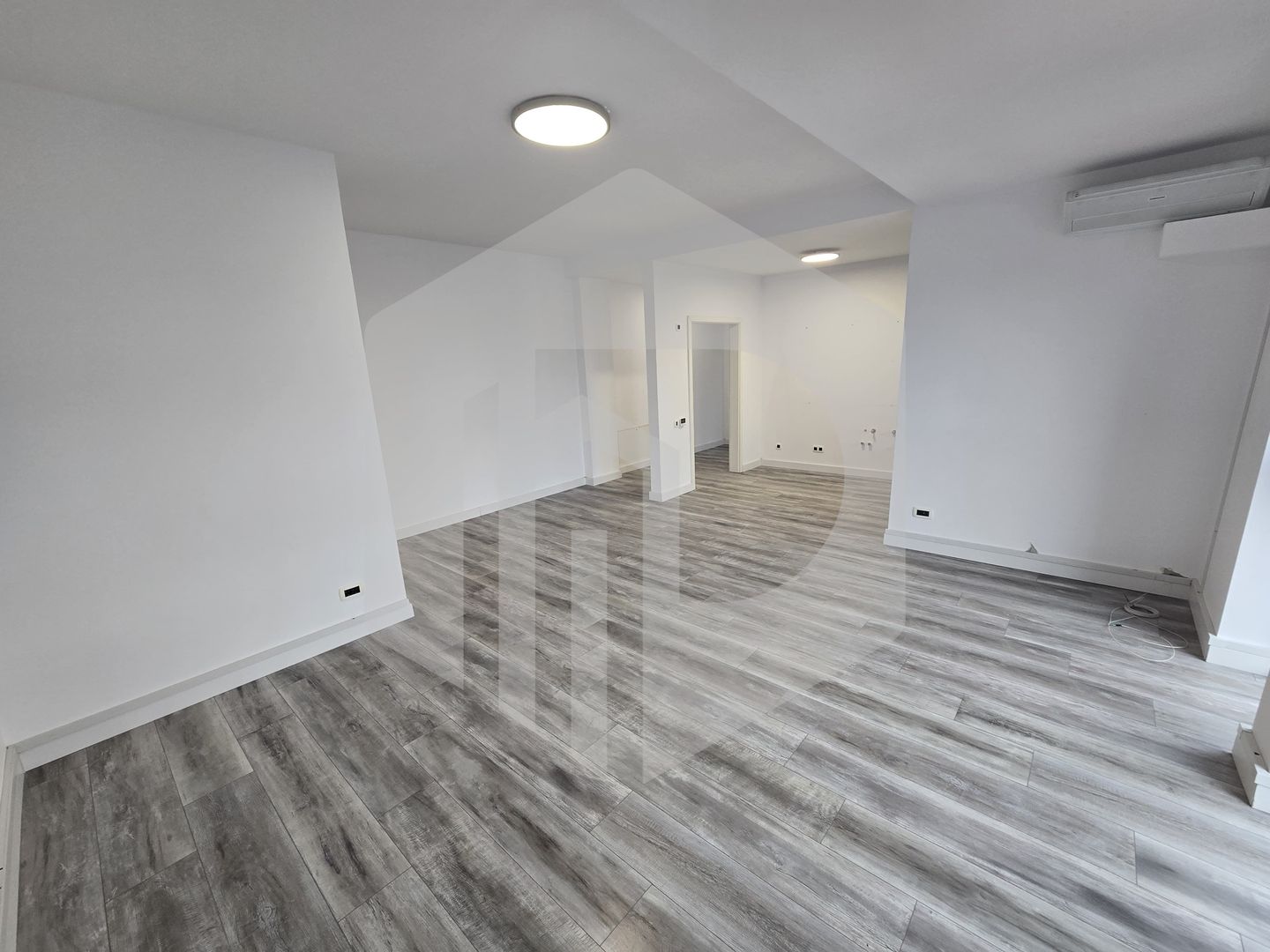 Spatiu de birouri 59 mp str Calea Dumbravii - Poză 1