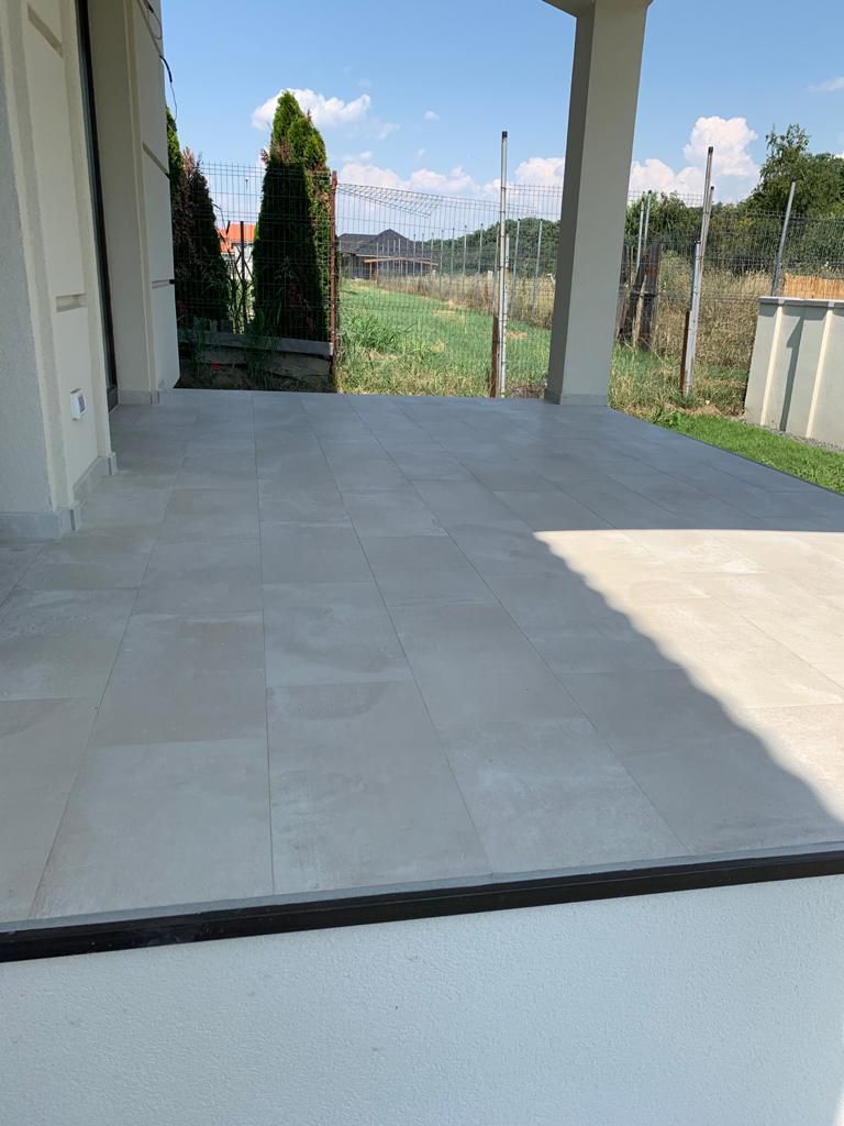 Duplex lipit prin garaj! Dumbravita - Poză 11