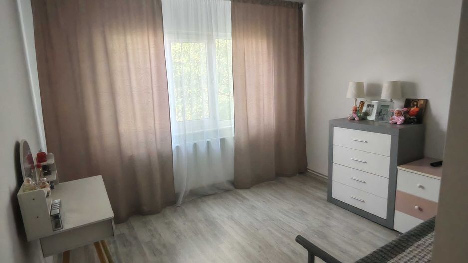 Apartament 4 camere renovat complet – Micro 16, Galați – 81 mp utili - Poză 6