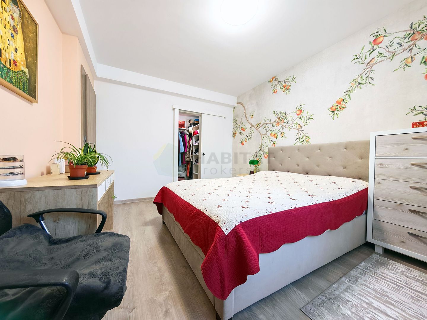 Prima inchiriere, vila cocheta, cu accente exotice - Poză 22