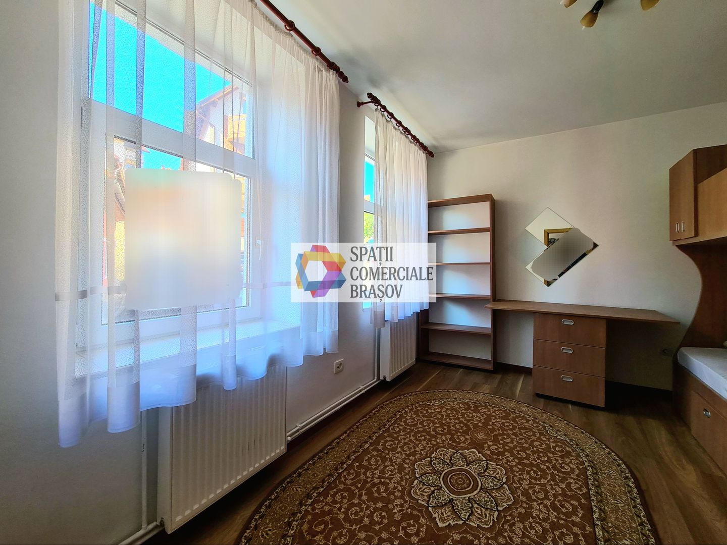 Casa 3 camere de închiriat Brasov - Centru - 80 mp. - Poză 17