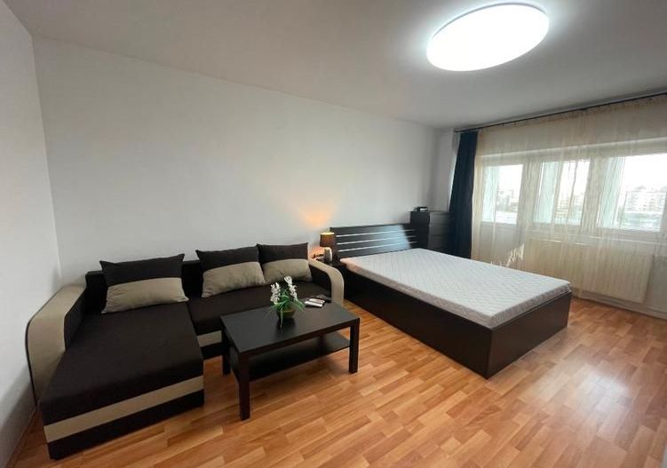 Garsonieră decomandată,renovată,aer condiționat,spațioasă, Vitan - Poză 1
