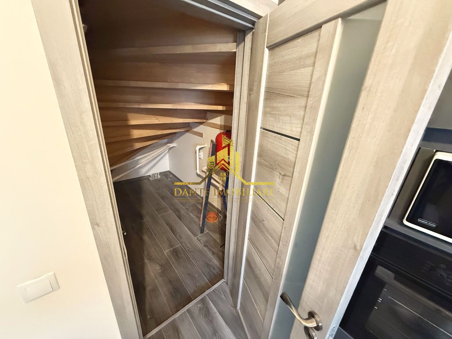 Duplex, 5 camere ultrafinisat, spatios, luminos ,parcare, Iris, Auchan - Poză 20