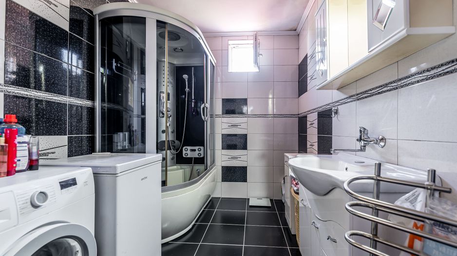 Casa in Micalaca - teren 457 mp - Garaj si Gradina - COMISION 0% - Poză 6