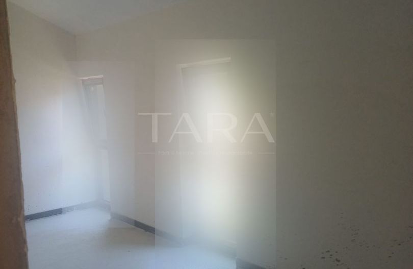 Duplex semifinisat în Mănăștur, 122 mp utili, teren 250 mp, 4 camere. - Poză 4