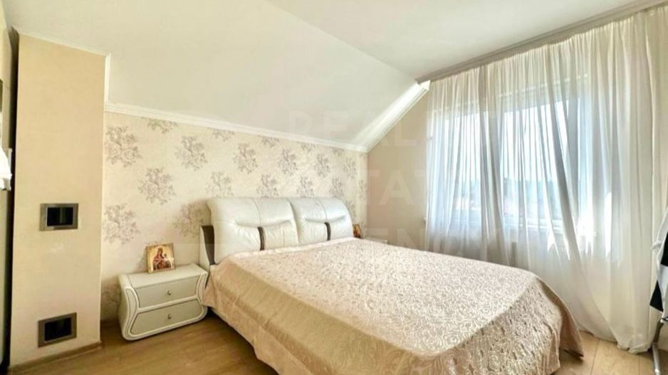 Vânzare, casă, 3 nivele, 3 camere, strada Durlești, Dumbrava - Poză 3