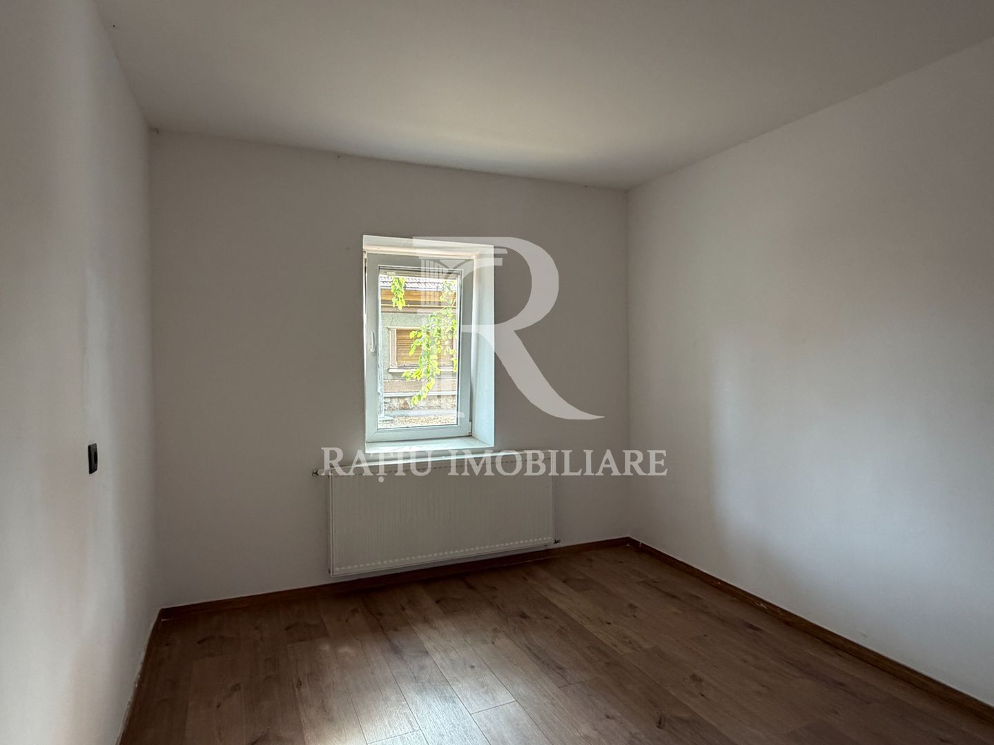 Casa 3 camere | Renovata Recent | Curte | Episcopia | Oradea - Poză 9