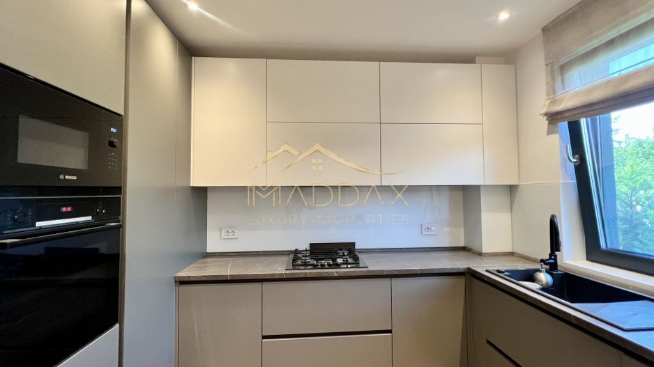 Vila LUX **5 camere**3 locuri parcare** Complex NOU//Sisesti - Poză 8