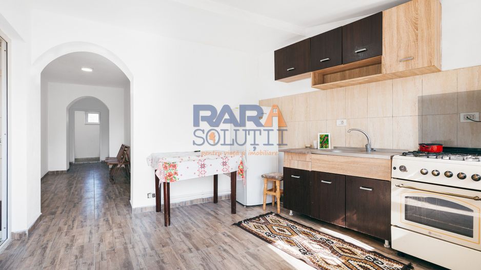 Casă de închiriat - Poză 2