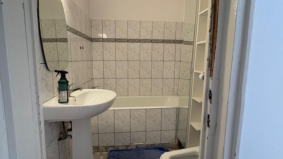 APARTAMENT DECOMANDAT | CENTRALA PROPRIE | FLORESACA COMPOZITORI - Poză 4