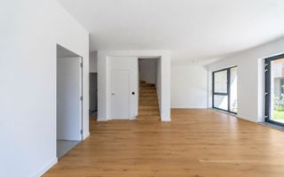 Vilă modernă de închiriat, 2 locuri de parcare, Pipera - Poză 10