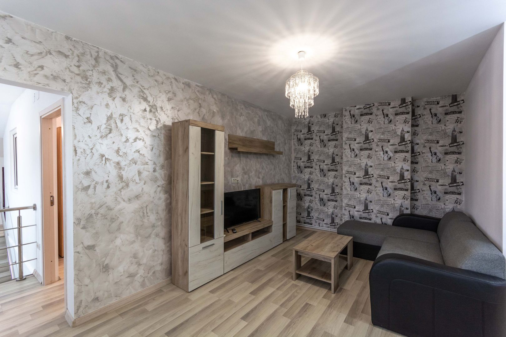 Bucurestii Noi - Chitila Ap 3  camere la curte, terasa, comision 0% - Poză 5