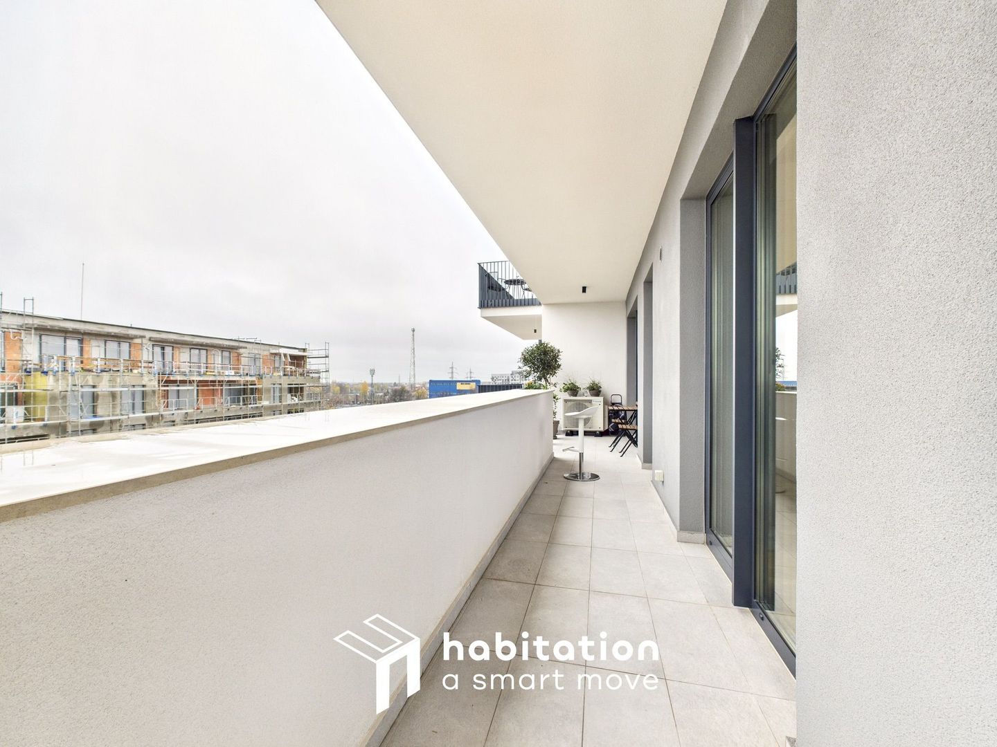 Apartament 3 camere, terasa spatioasa, zona Centralǎ - complex Paltim - Poză 24