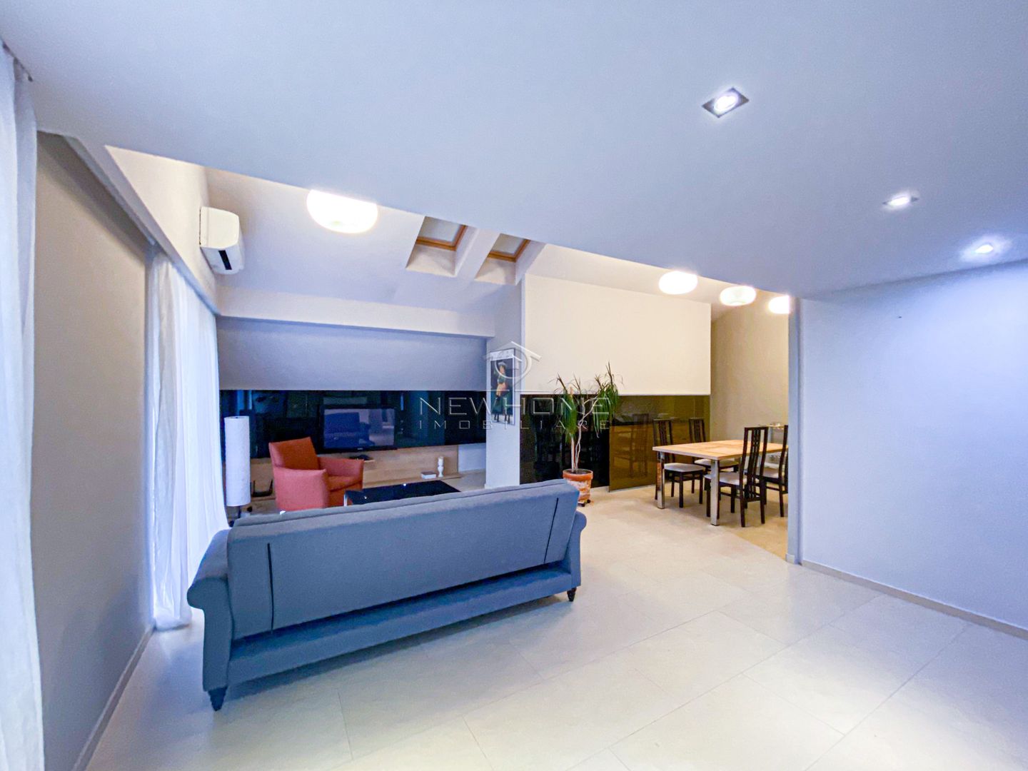 Apartament LUX 4 camere Parcare, zona Campului - Poză 10