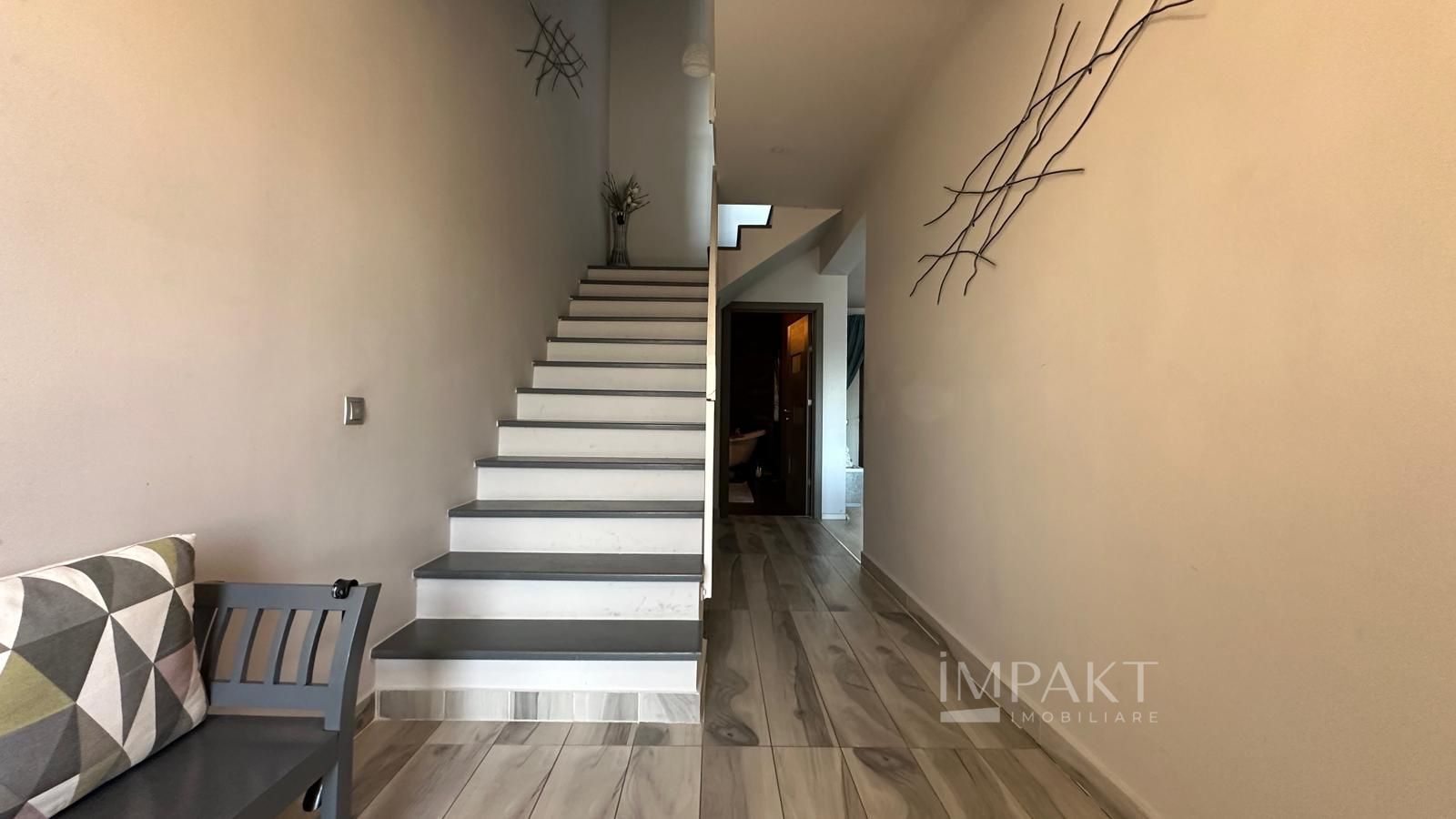 Duplex cu apusuri de vis | 140mp utili | Garaj | Parcul Poligon  VIVO - Poză 9