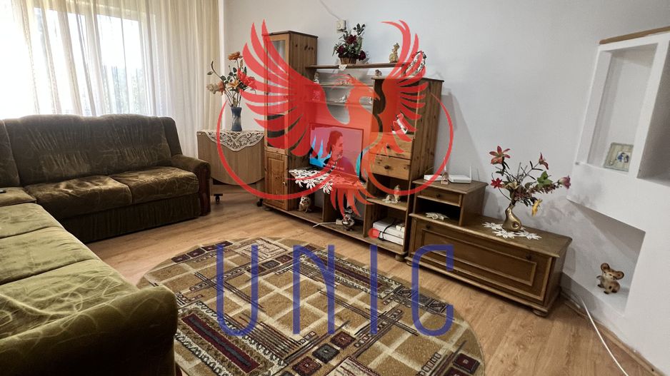 3 decomandate mobilat si utilat Lapus Arges - Poză 1