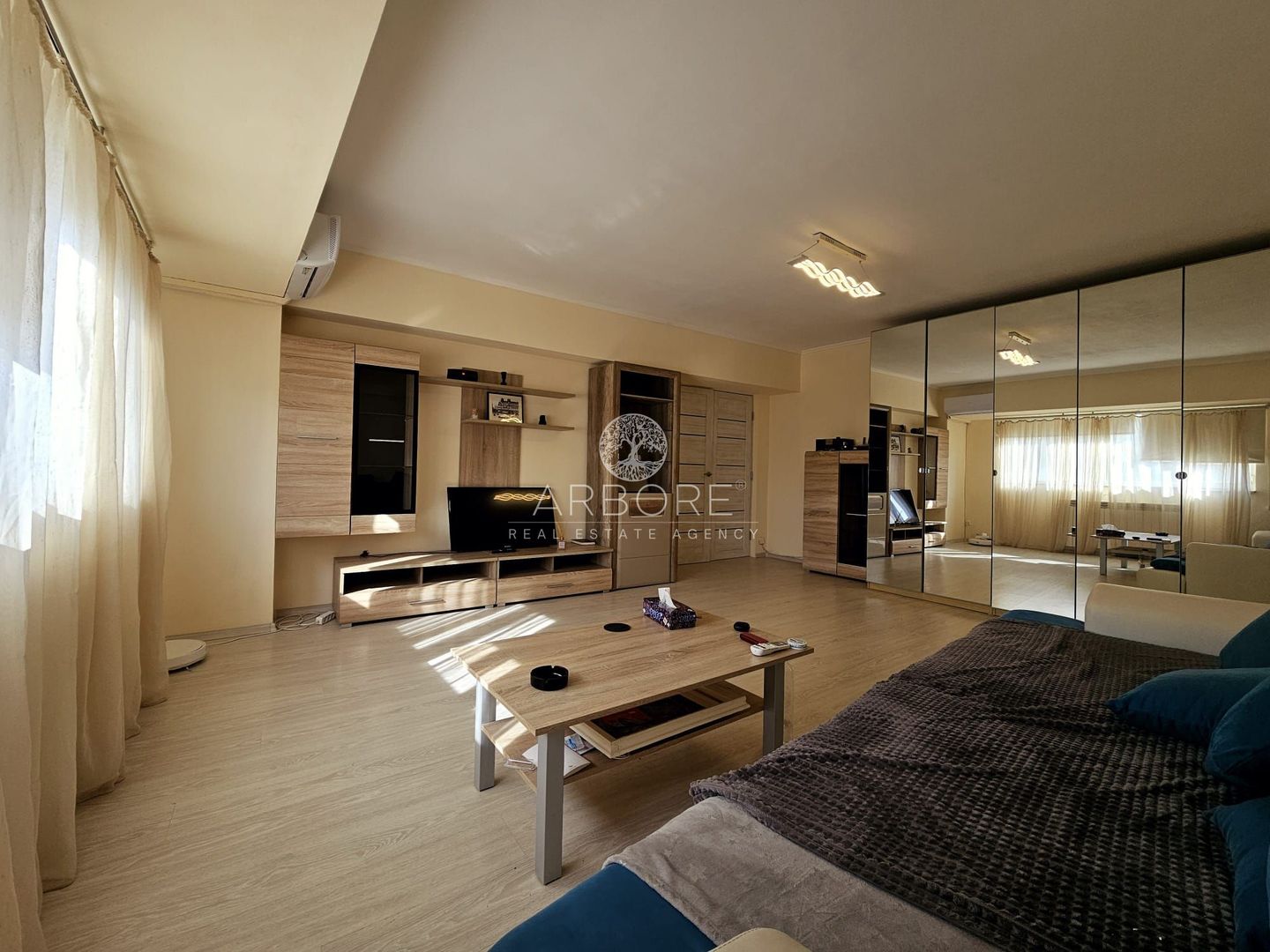 Apartament 2 camere Bld. Unirii - Poză 1