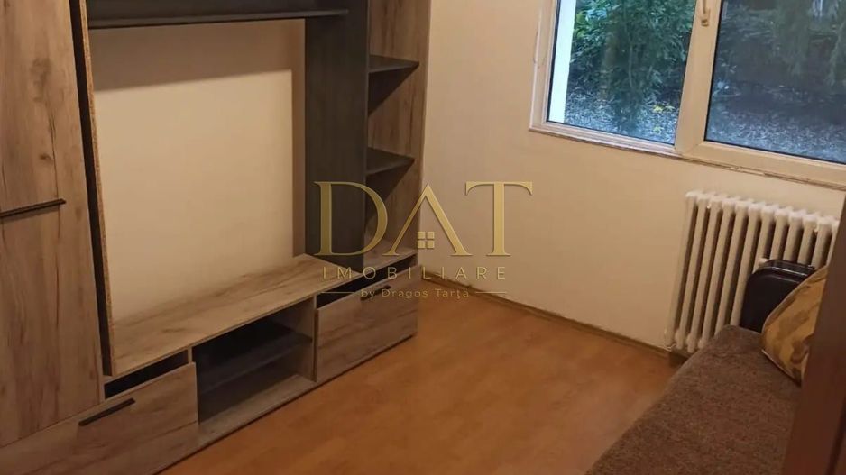 Apartament 3 camere, zona Mc Donald's - Poză 1