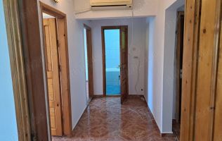 Gavrilov - apartament 2 cam, decomandat, Piata Noua
