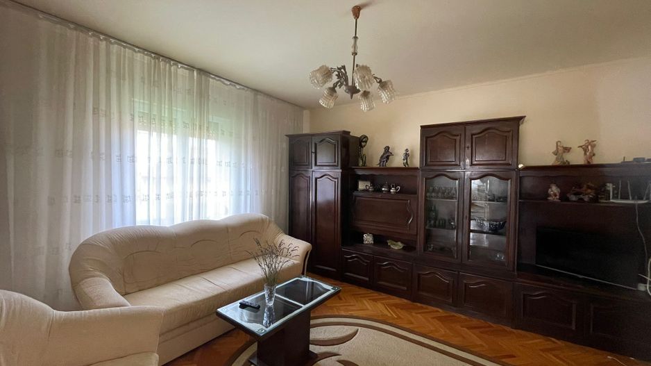 Casă de vânzare în Vașcău–natură, liniște și confort modern- 72000 Eur - Poză 6