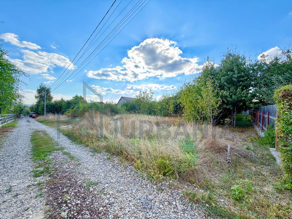 Teren intravilan 1000 mp, plat, între case, Lunca Cetățuii - Poză 4