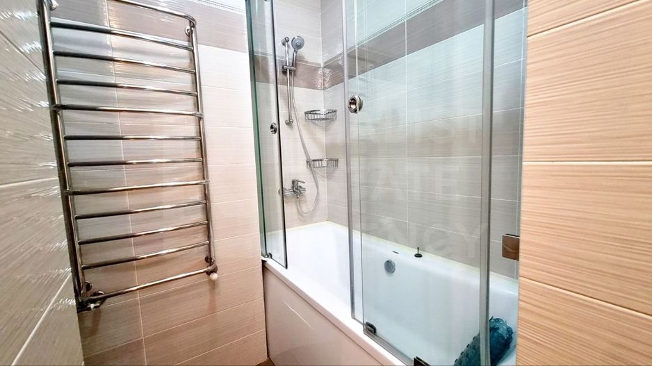 Chirei apartament 3 camere 83 mp, bd. Decebal, Botanica - Poză 18