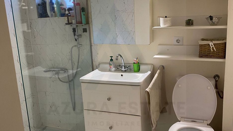 Apartament 3 camere cu curte proprie de 74 mp Șelimbăr zona Triajului - Poză 11