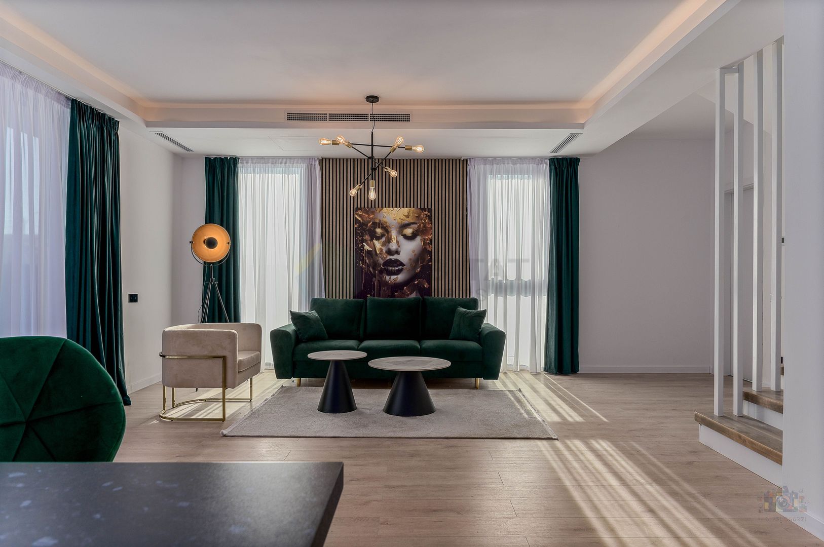 Vila Individuale de Lux în Tunari - Poză 1