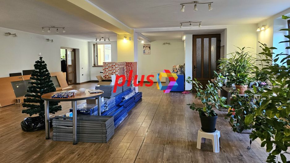 Casă plus Spațiu comercial  741 mp, Teren 906 mp Brasov - zona Blumana - Poză 20