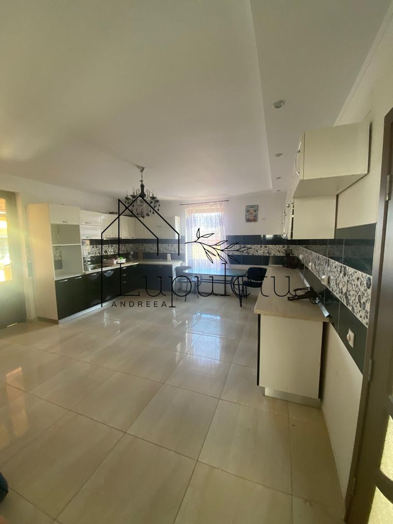 VILĂ PREMIUM DE VÂNZARE | STRADĂ PRIVATĂ | 5 CAMERE | Rasinari - Poză 4