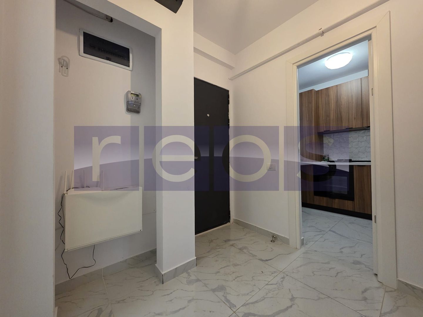 INCHIRIERE -2 CAMERE -DECOMANDAT  -CENTRALA PROPRIE - Poză 7