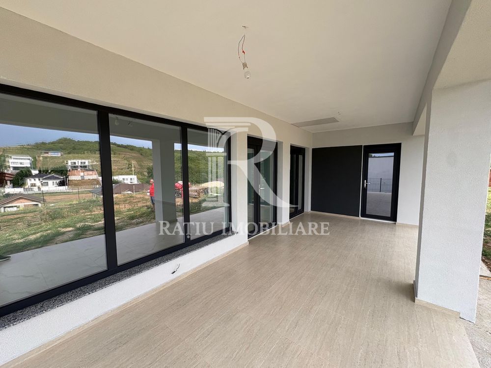 Casă modernă de vânzare | 3 dormitoare | Teren 750 mp | Oradea - Poză 6
