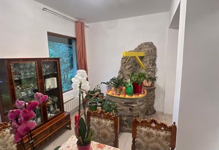 Casa P+M Su 268 mp 2 fronturi stradale - Poză 19