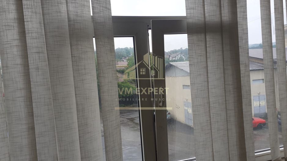 APARTAMENT 3 CAMERE, ETAJ 1, CAMPULUNG, PRET 43000 EURO - Poză 11