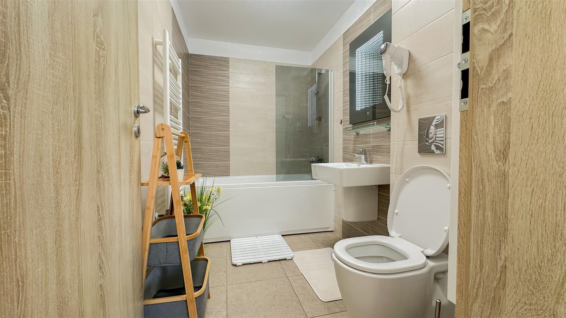 Apartament superb 2 camere + parcare Urban Coresi - Poză 7