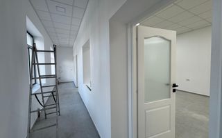 Spatiu comercial sau pentru birouri 150mp utili central, spre piata - Poză 8