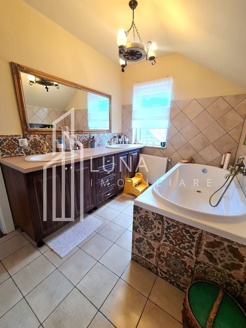 Casă de vânzare în Sâncrai |190 mp| teren 780 mp| Str Vale| padure - Poză 8
