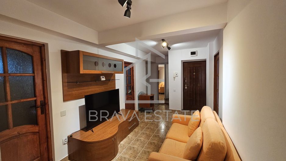 Apartament 3 camere, 100mp, 2 băi, 2 balcoane, 2 parcări, str Pădurii - Poză 3
