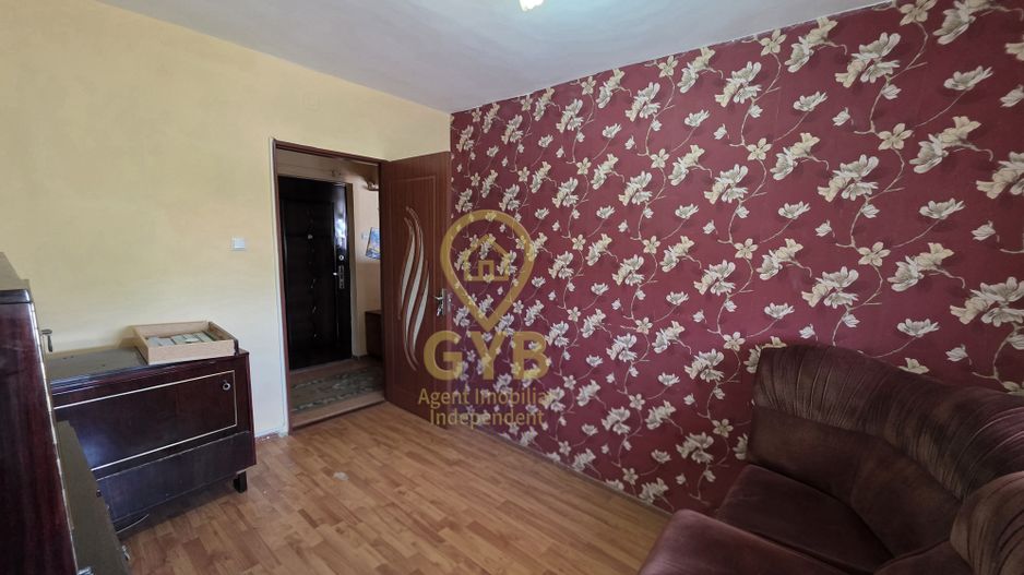 Apartament spatios cu 4 camere, 2 balcoane – Marghita, zona Penny - Poză 6