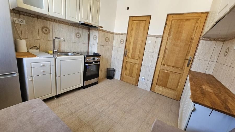 Central | 2 Camere | Decomandat | Renovat complet - Poză 4