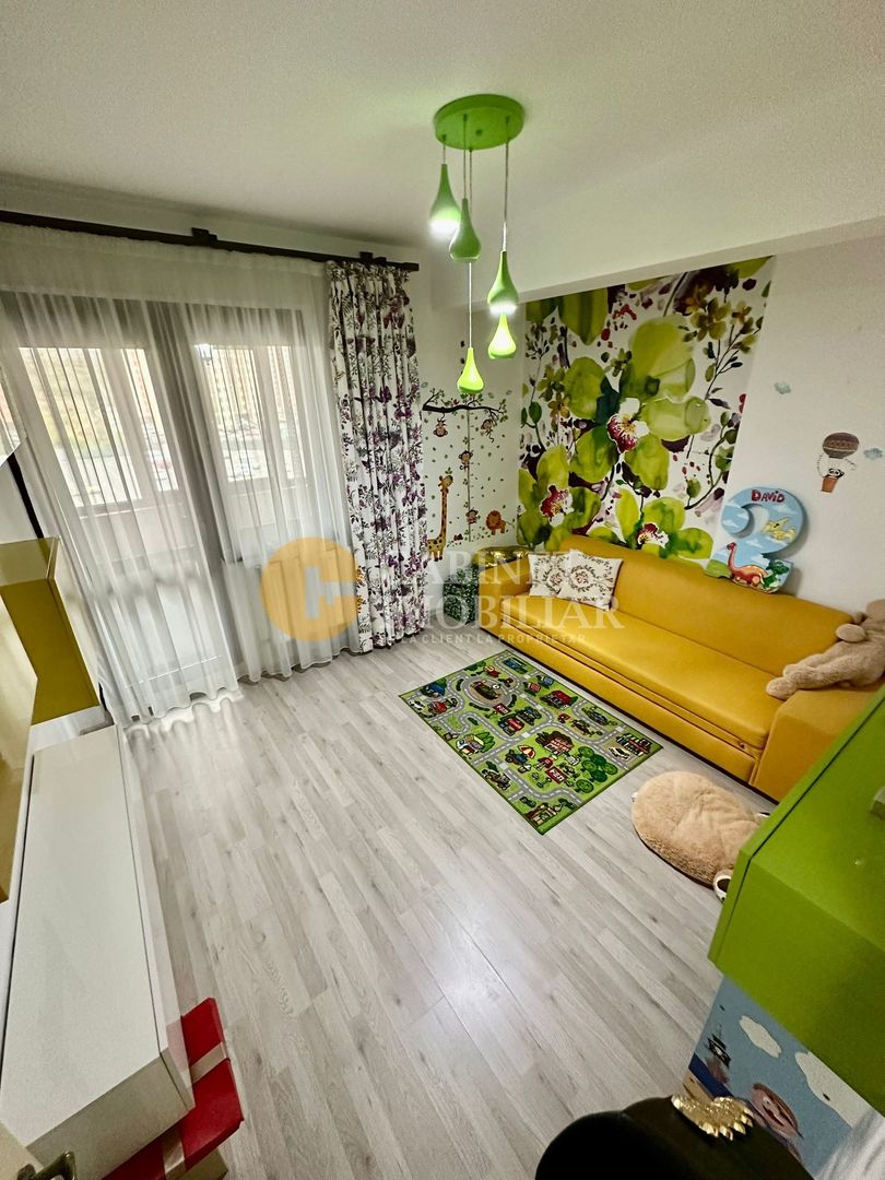 Apartament Cu 3 Camere Etaj 1 Zona Cug - Poză 6