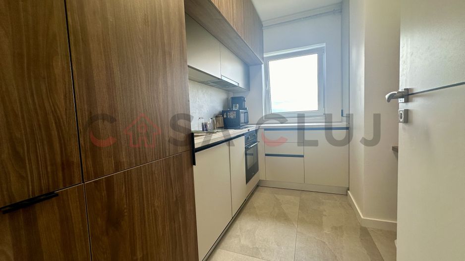 La cheie, zona linistita, bloc bou! - Poză 3