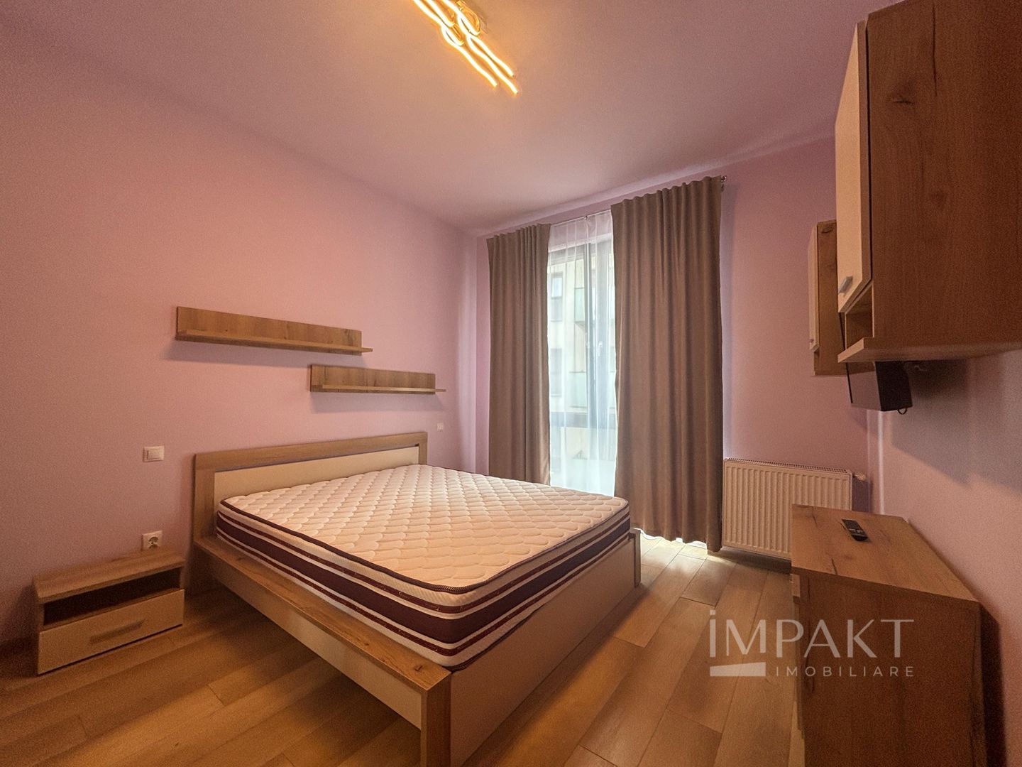 Oferim spre închiriere apartament cu 3 camere,  75mp,  zona centrala - Poză 14